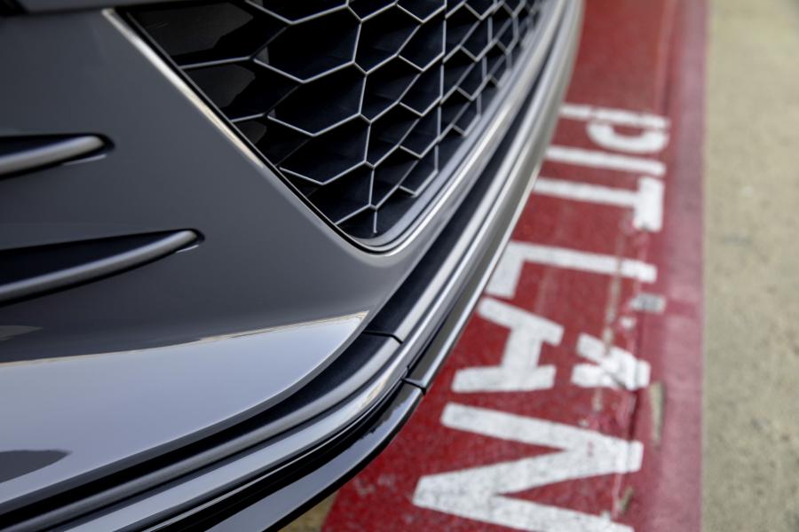 Детали экстерьера Volkswagen Golf GTI TCR 3-Door (Typ 5G) 2019 года  (WW) (фото 12 из 107)